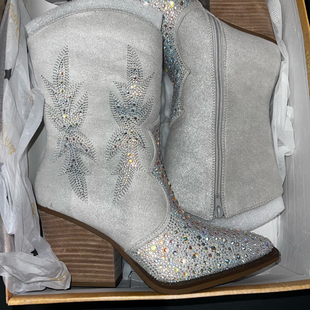 Very G Silver Sparkle Heeled Boots